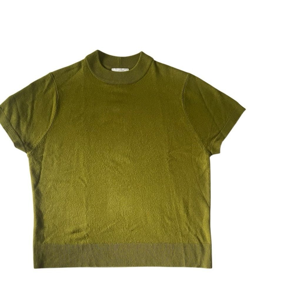 Blair ultra soft olive green short sleeve sweater sz L petite crew neck